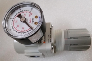 SMC_Make_Air_Regulator_with_Pressure_Gauge_3_8