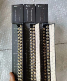 Mitsubishi_I_O_module_AX_11_-_AC